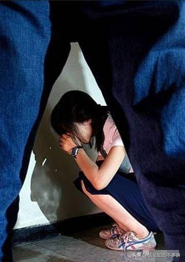 以案释法陌陌的性自由:女子网聊出轨被多次强奸抢劫和勒索