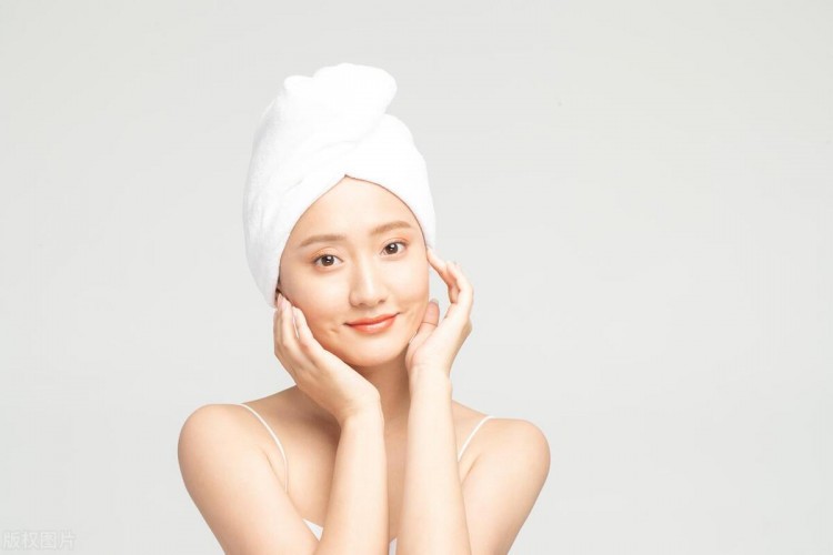 如何才能约会到附近的美女